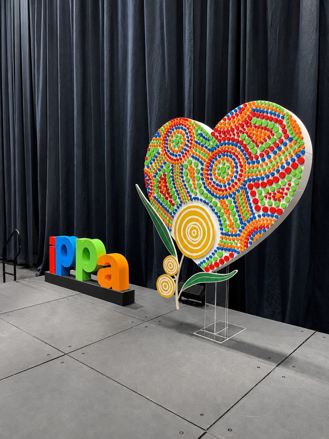 Custom display installation