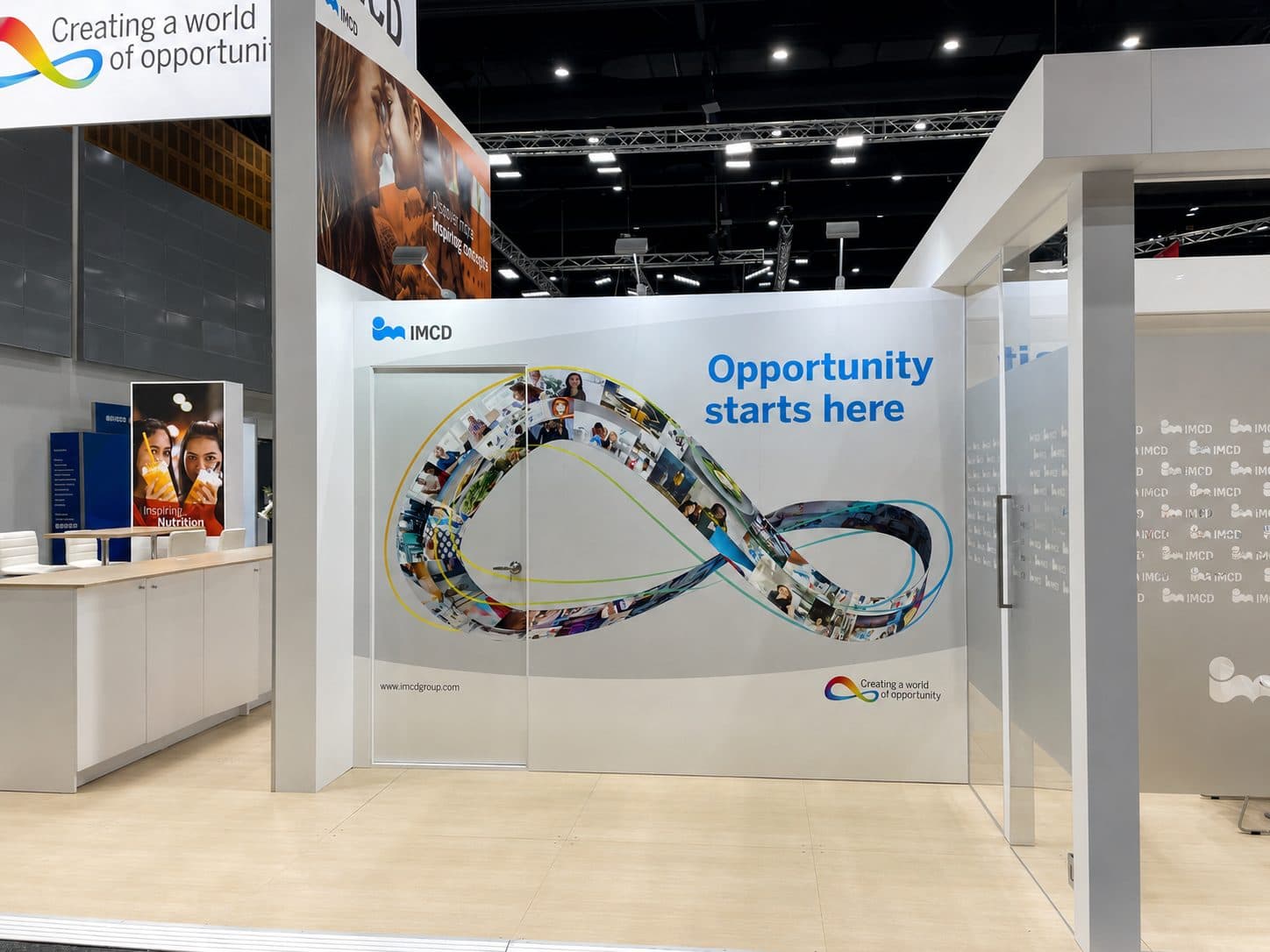 Stand wall graphics