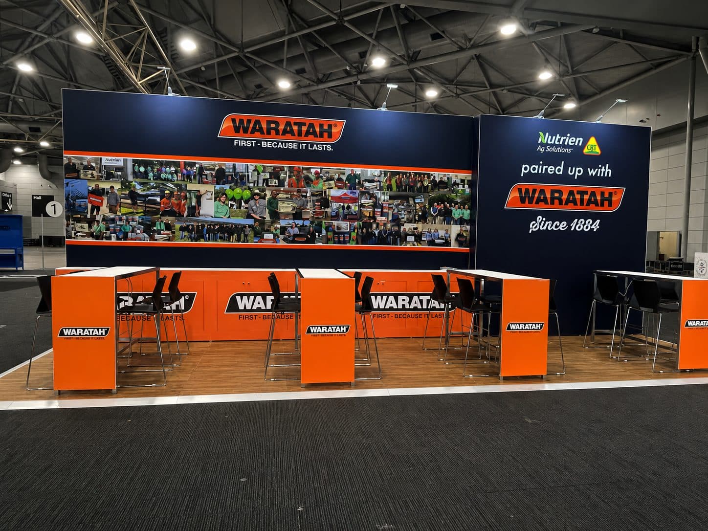 Trade show print installation